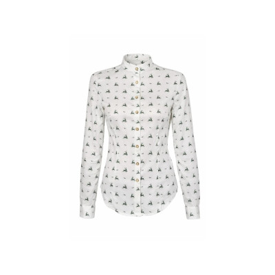 Dámská halenka s dlouhým rukávem ze 100% bavlny v saténovém provedení. Bílé barvy se vzory zelených jelínků.